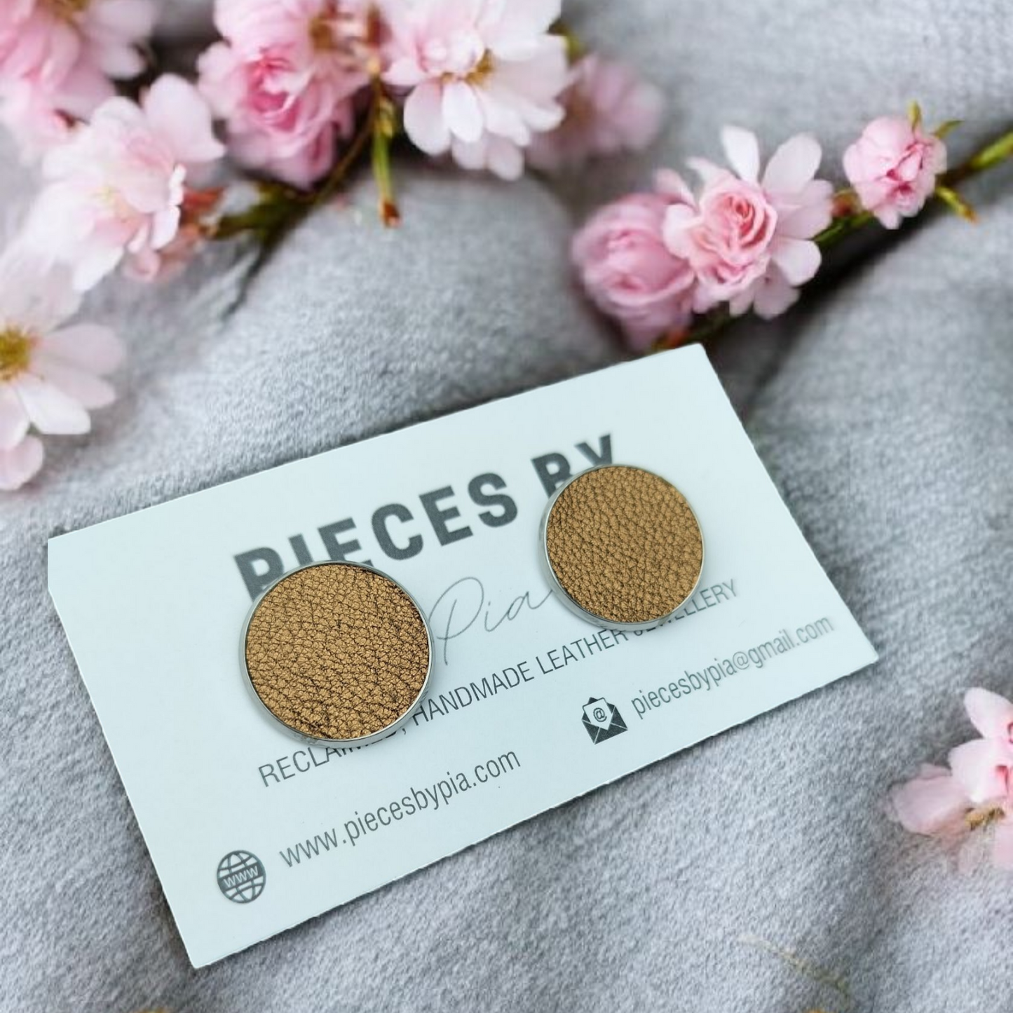 20mm Studs